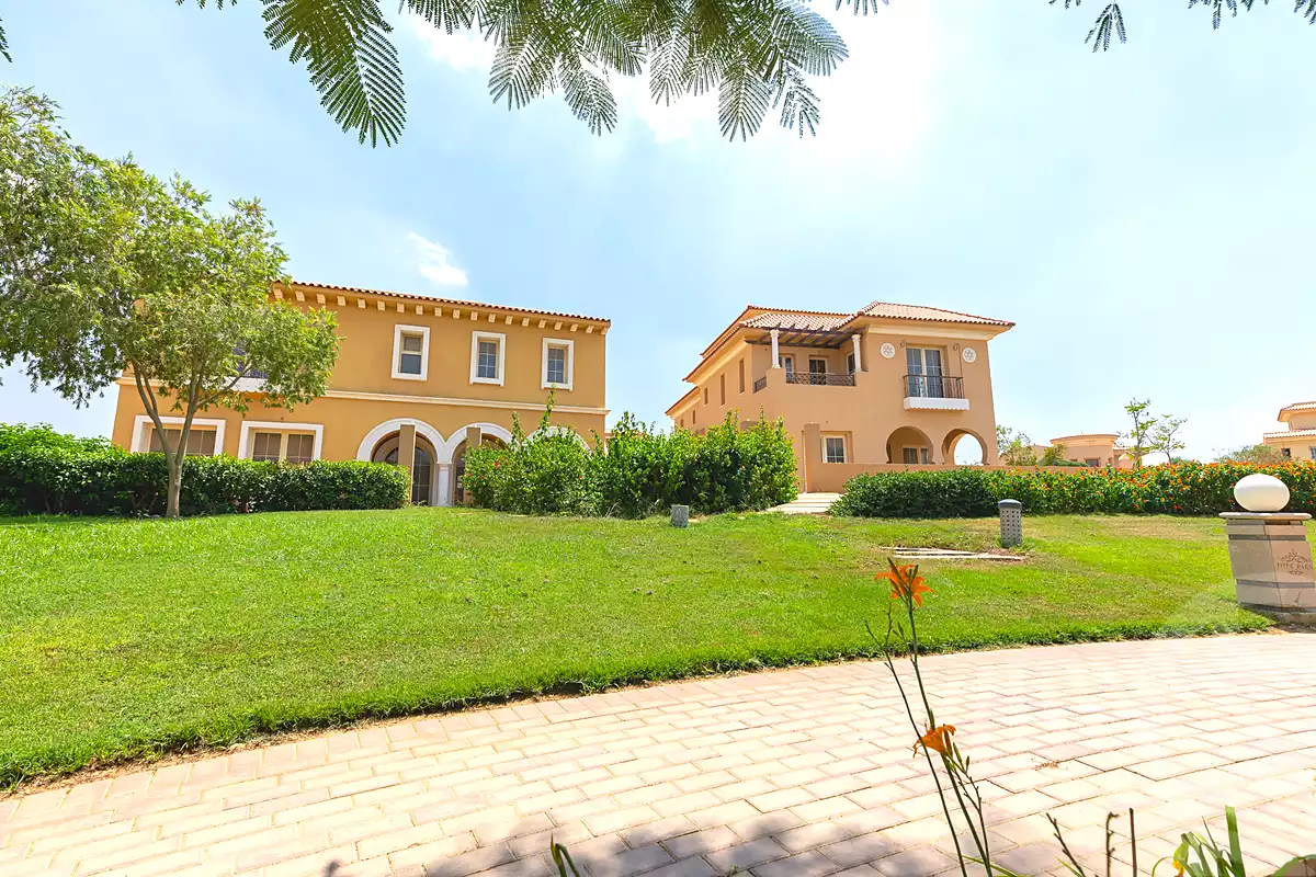 https://aqarmap.com.eg/ar/listing/6969013-for-sale-cairo-new-cairo-compounds-hyde-park-greens-hyde-park-compound