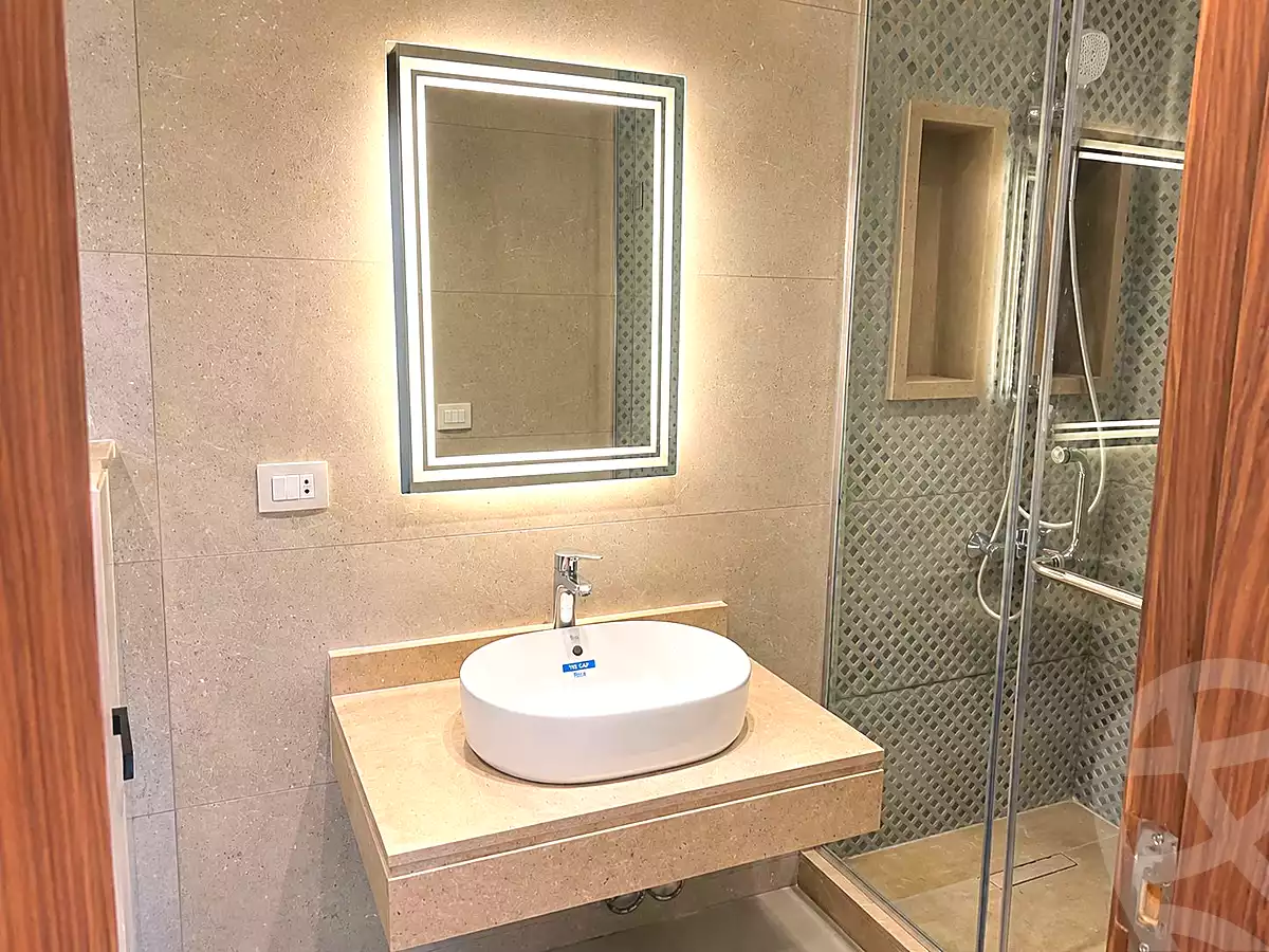 https://aqarmap.com.eg/ar/listing/6969402-for-rent-cairo-new-cairo-compounds-mountain-view-hyde-park