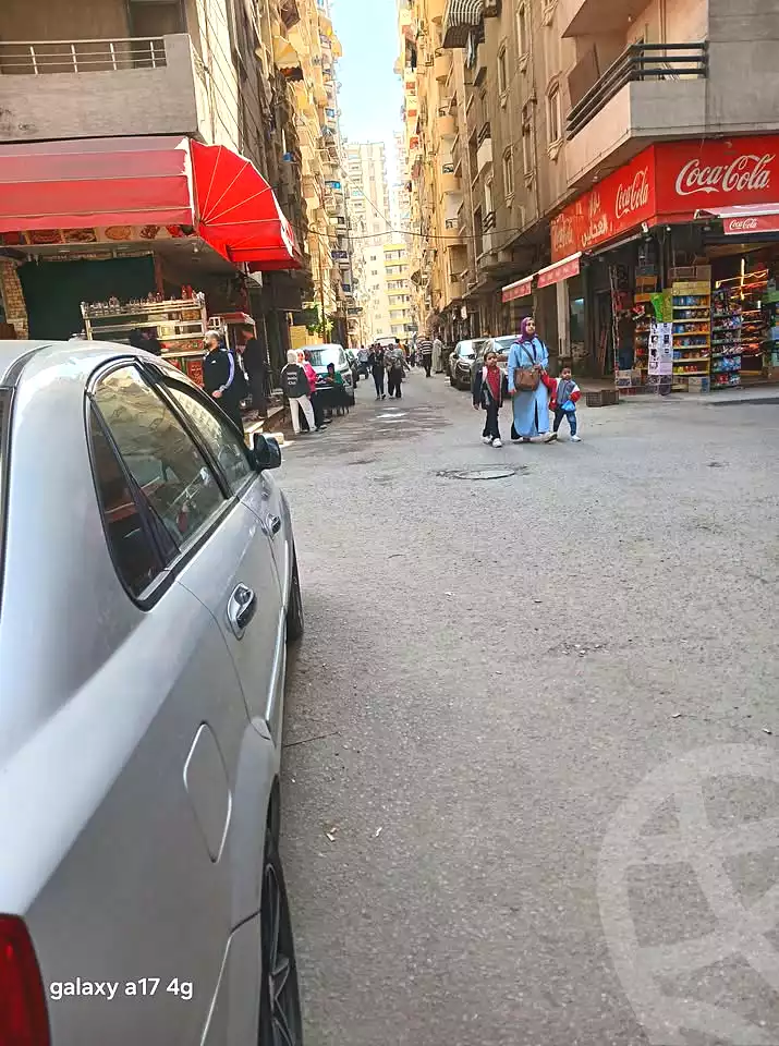 https://aqarmap.com.eg/en/listing/6969770-for-sale-alexandria-el-asafra-ahmed-al-abany-st
