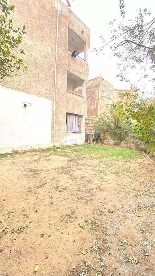 https://aqarmap.com.eg/ar/listing/6969954-for-sale-alexandria-al-agamy-lbytsh-shahr-al-assal-st