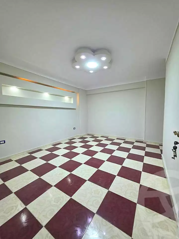 https://aqarmap.com.eg/ar/listing/6970121-for-sale-alexandria-sydy-bshr-sydy-bshr-bhry-ali-hipa-st