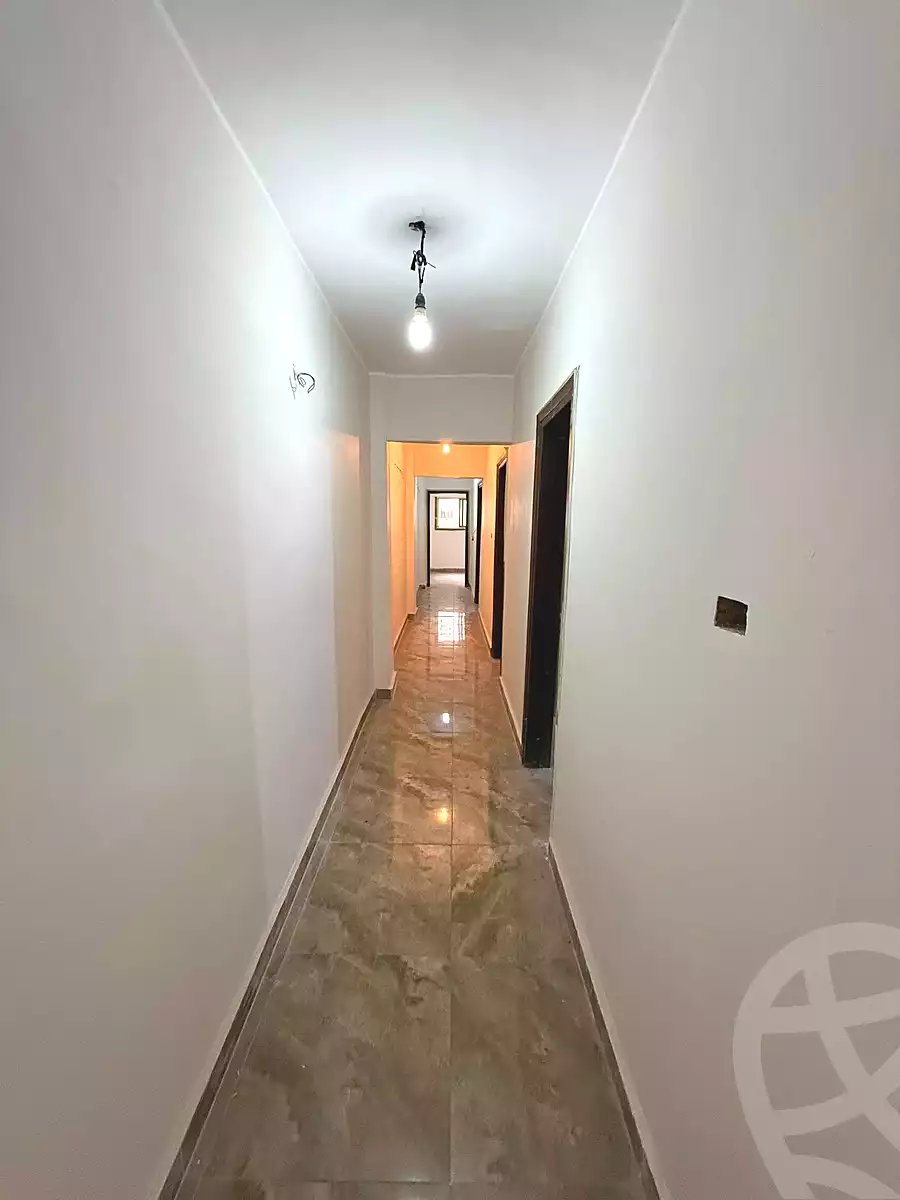 https://aqarmap.com.eg/ar/listing/6970249-for-sale-alexandria-sydy-bshr-sydy-bshr-bhry-street-16