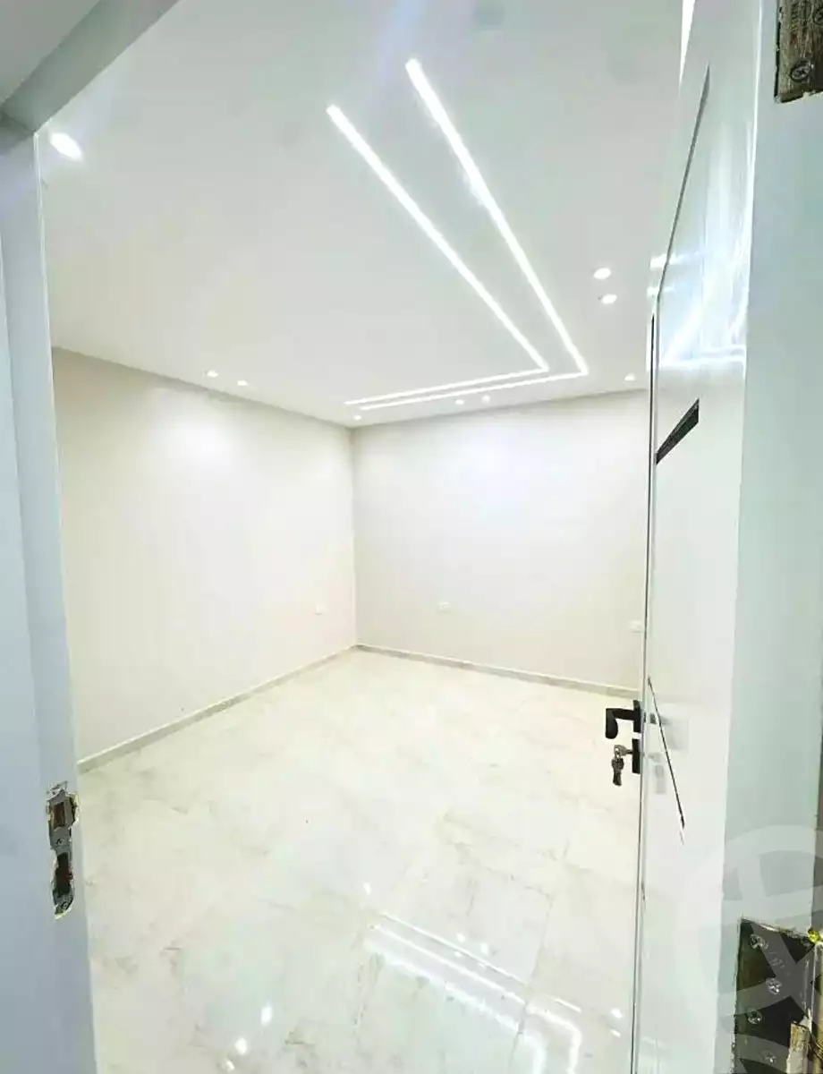 https://aqarmap.com.eg/en/listing/6970357-for-sale-cairo-el-haram-el-lebeny-el-magzar-el-aly-st