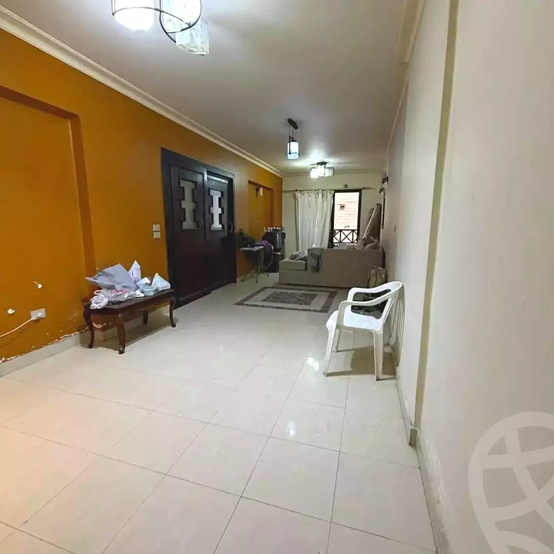 https://aqarmap.com.eg/en/listing/6970493-for-sale-cairo-el-zaytun-hlmy-lzytwn-ibn-el-hakam-sq