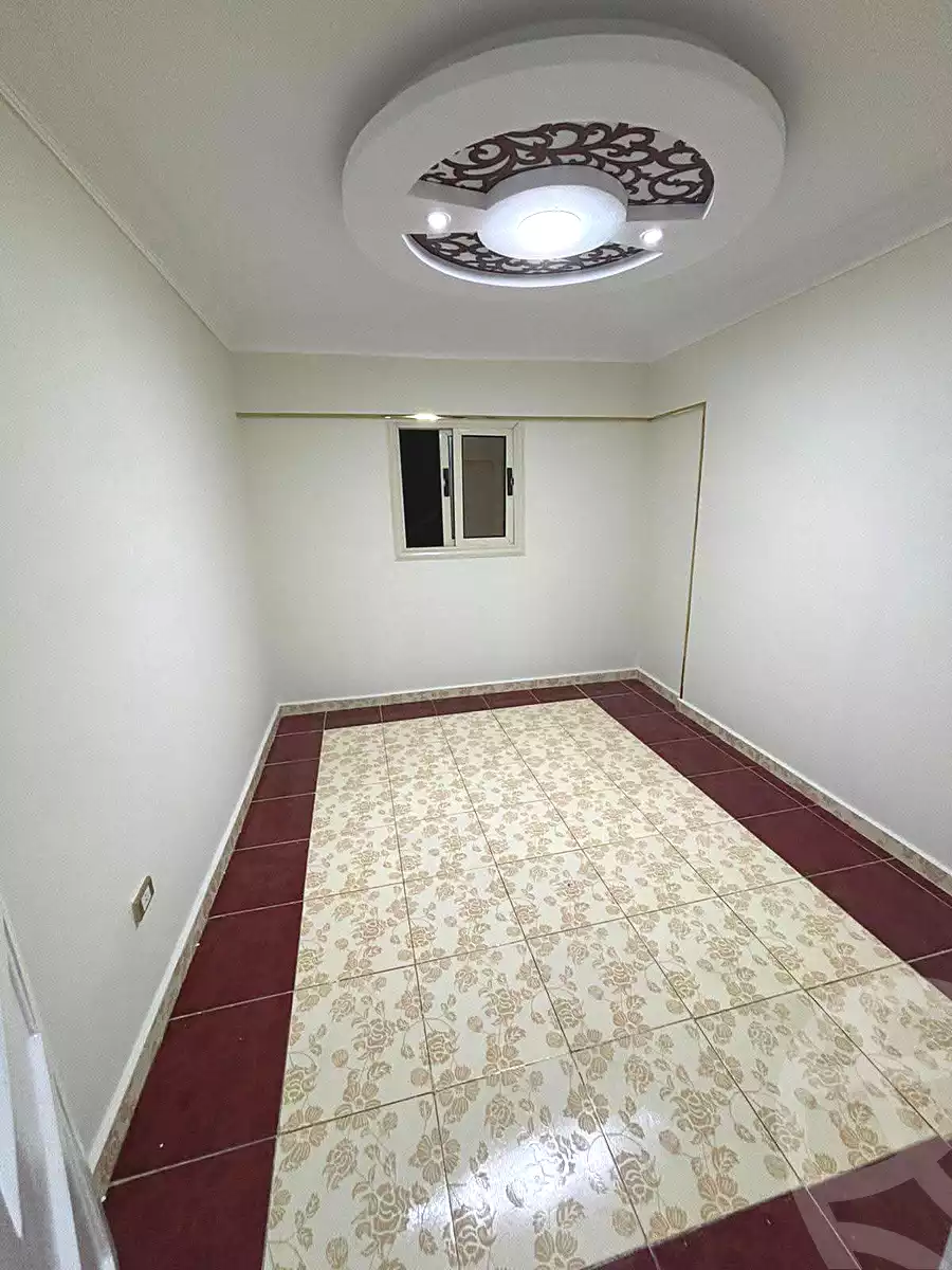 https://aqarmap.com.eg/en/listing/6970778-for-sale-alexandria-el-asafra-l-sfr-bhry-el-geish-rd