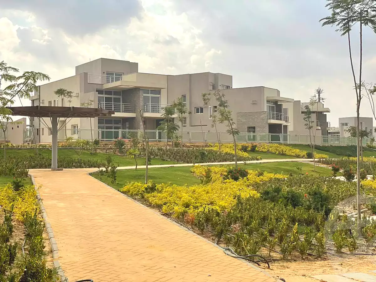 https://aqarmap.com.eg/ar/listing/6970879-for-sale-cairo-new-administrative-capital-r3-lmqsd-almaqsed-villas