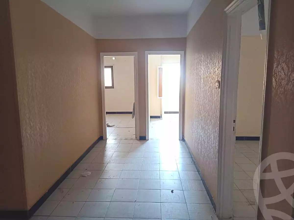 https://aqarmap.com.eg/ar/listing/6970924-for-rent-ismailia-ismailia-city-shebeen-st