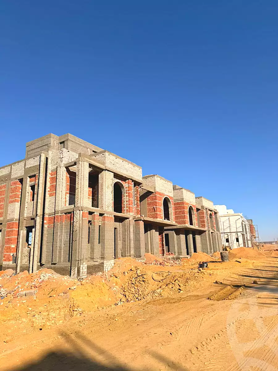 https://aqarmap.com.eg/ar/listing/6971290-for-sale-cairo-new-cairo-compounds-zyd-yst