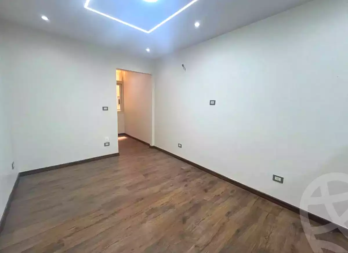 https://aqarmap.com.eg/ar/listing/6971557-for-sale-alexandria-camp-cesar-el-gaish-rd