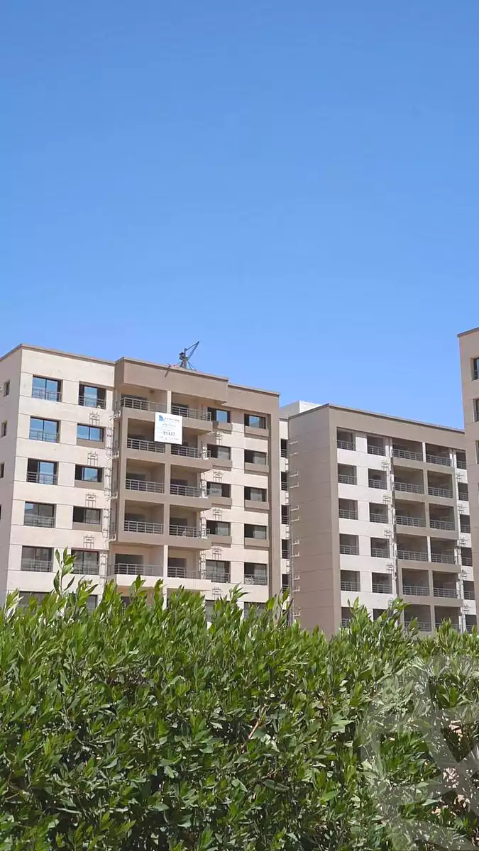 https://aqarmap.com.eg/en/listing/6971596-for-sale-cairo-new-administrative-capital-r8-rmtn