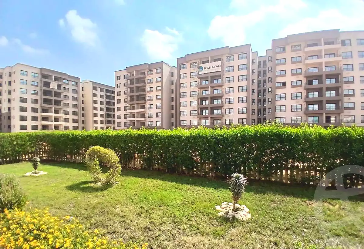 https://aqarmap.com.eg/en/listing/6971596-for-sale-cairo-new-administrative-capital-r8-rmtn