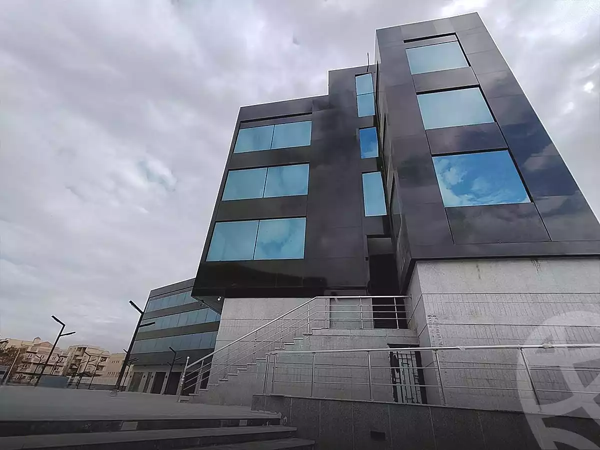 https://aqarmap.com.eg/ar/listing/6971616-for-sale-cairo-new-cairo-compounds-rio-mall