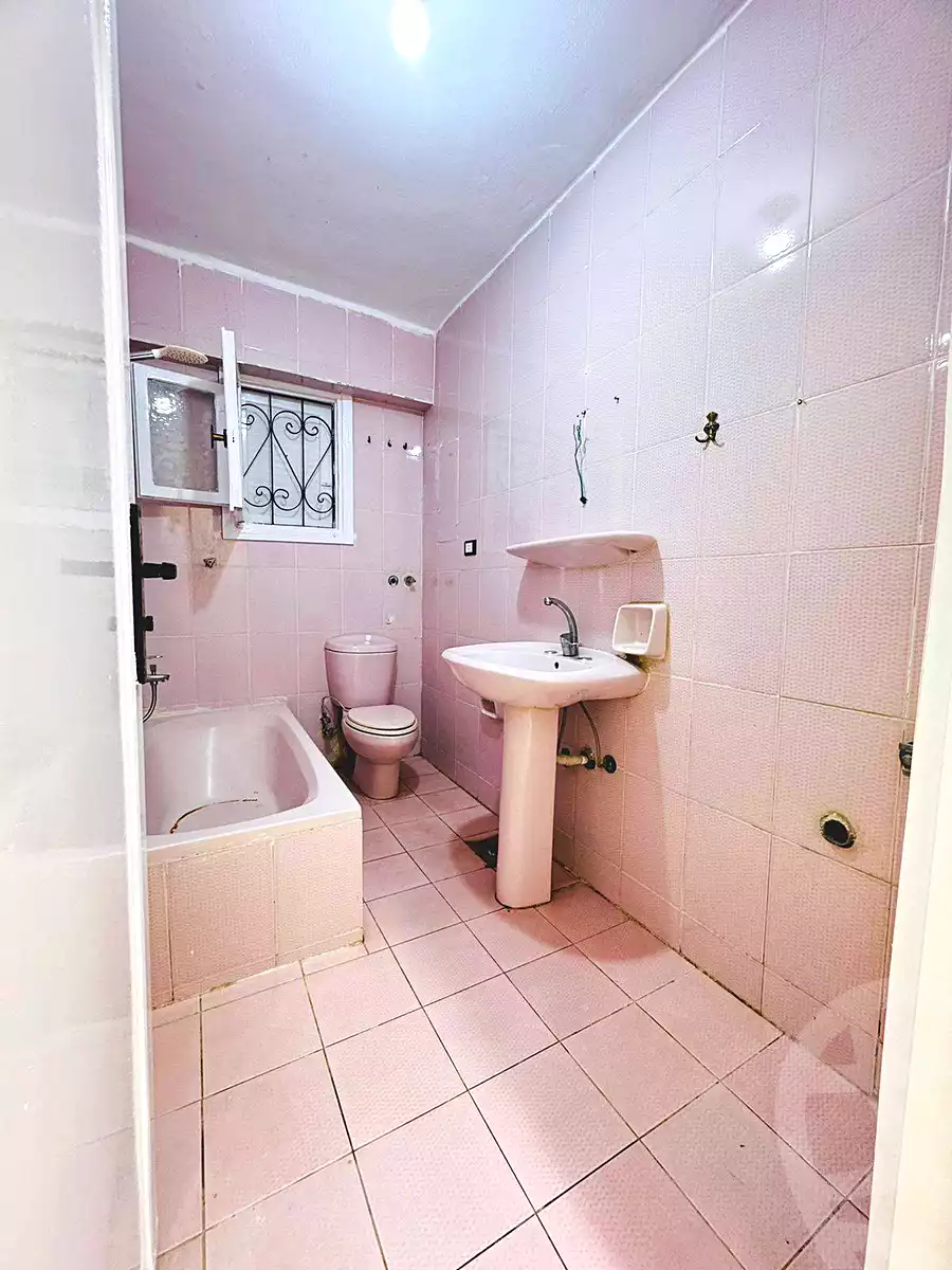 https://aqarmap.com.eg/ar/listing/6972164-for-sale-alexandria-al-agamy-shataa-el-nakheel