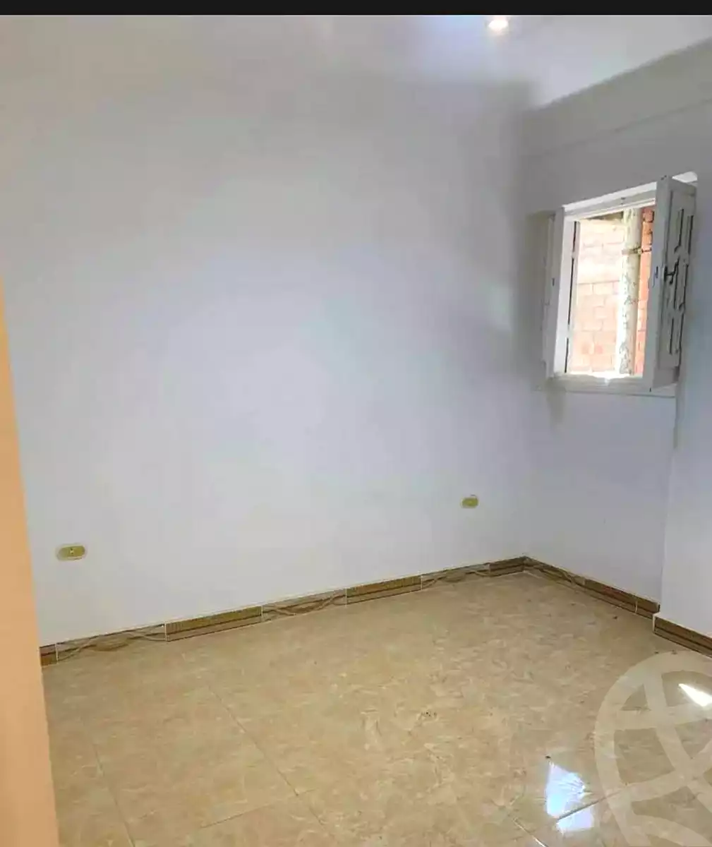 https://aqarmap.com.eg/ar/listing/6972409-for-sale-alexandria-al-agamy-lbytsh-shahr-al-assal-st
