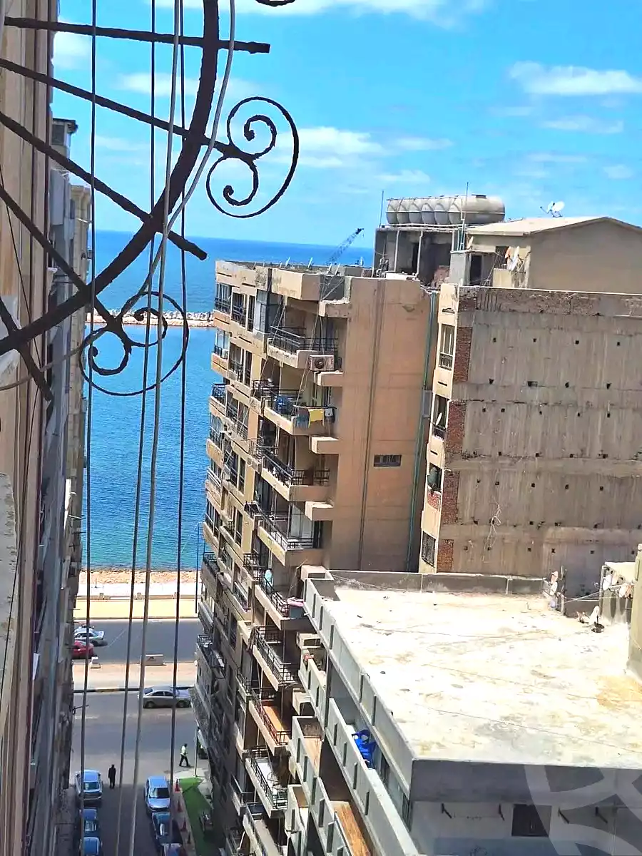 https://aqarmap.com.eg/en/listing/6972745-for-sale-alexandria-sydy-bshr-sydy-bshr-bhry