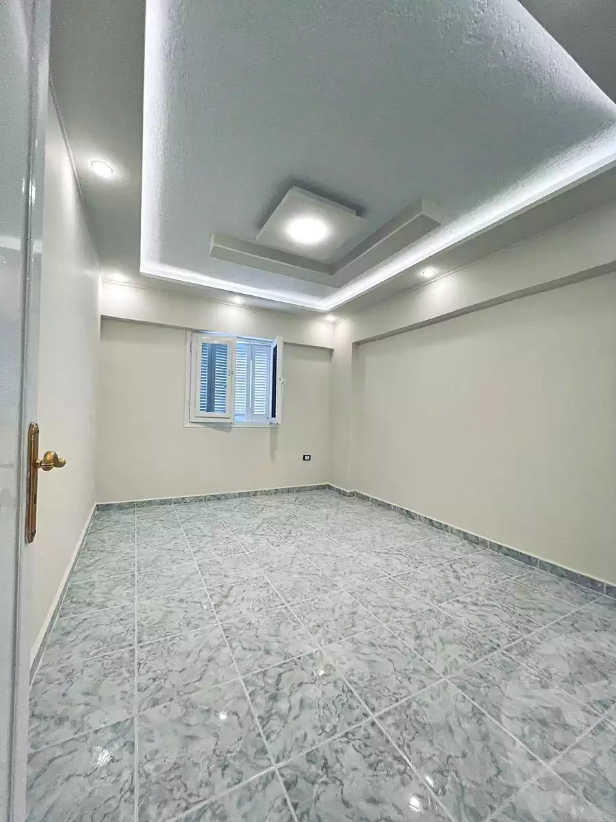 https://aqarmap.com.eg/ar/listing/6973546-for-sale-alexandria-sydy-bshr-sydy-bshr-qbly