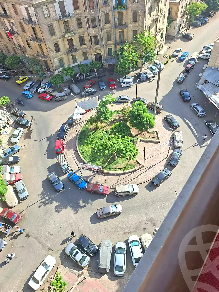 https://aqarmap.com.eg/en/listing/6898036-for-sale-cairo-downtown-gamra-fakhry-square