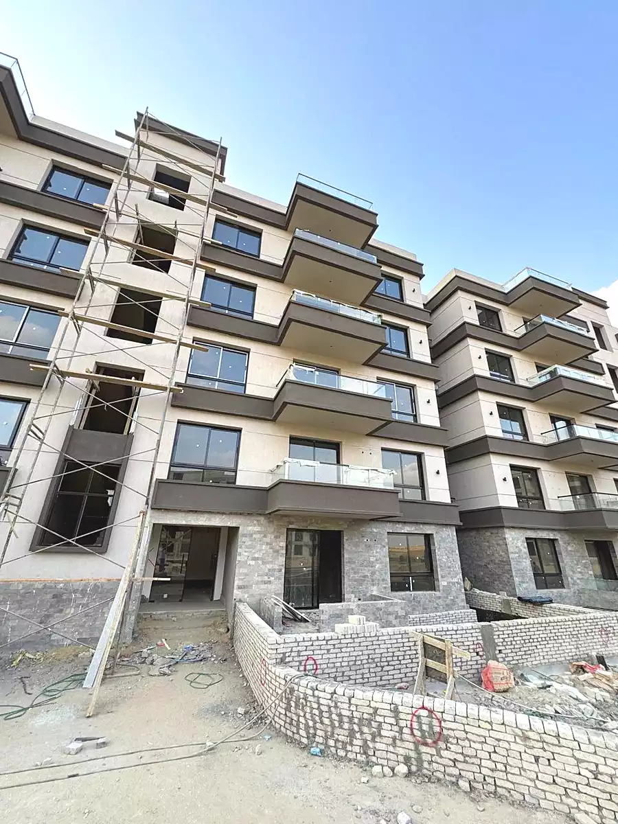 https://aqarmap.com.eg/ar/listing/6973600-for-sale-cairo-el-sheikh-zayed-city-lshykh-zyd-ljdyd-de-joya-taj-misr-new-zayed