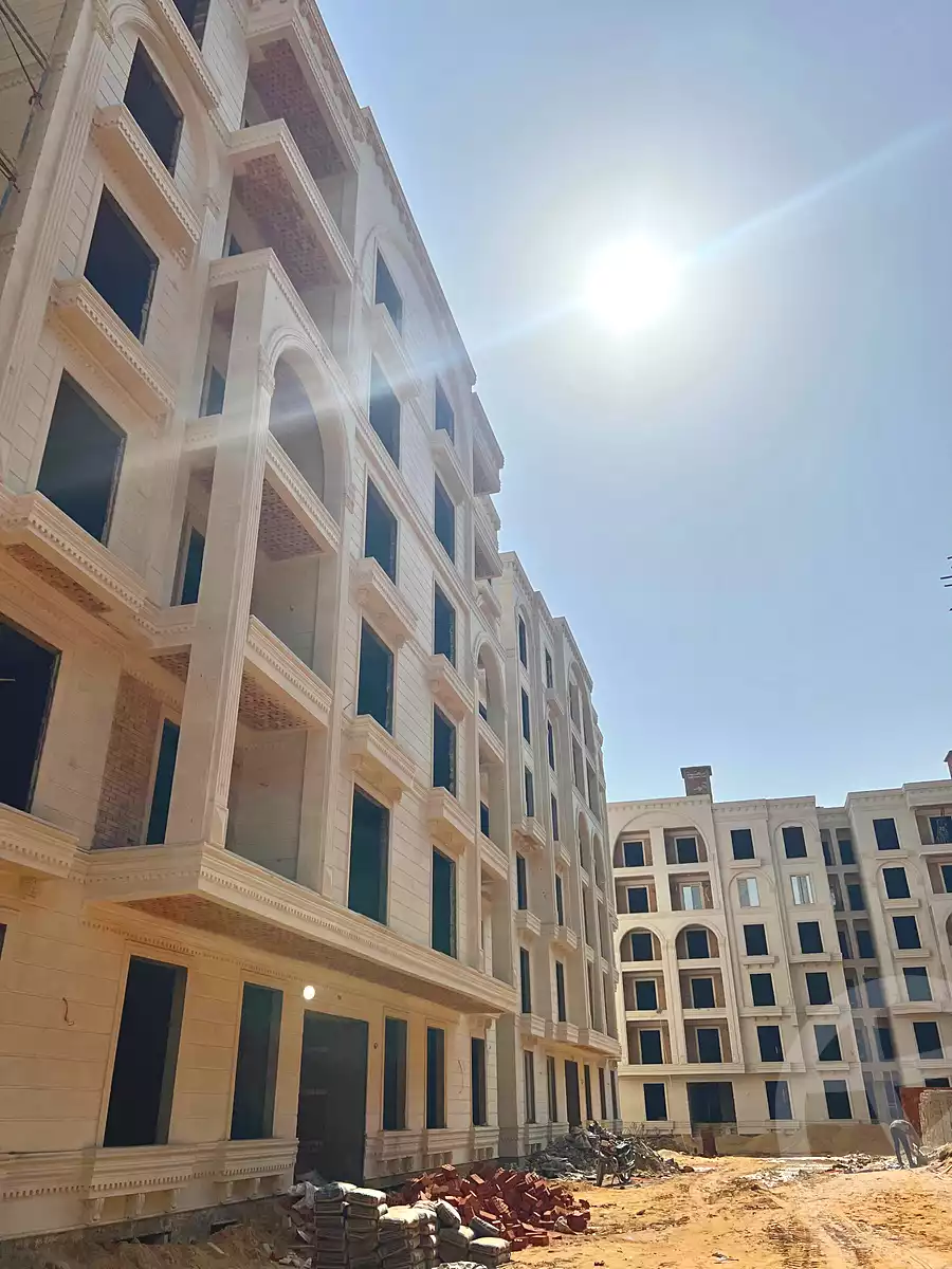 https://aqarmap.com.eg/en/listing/6973850-for-sale-cairo-6th-of-october-hadaeq-october-compounds-green-city-compound-qebaa