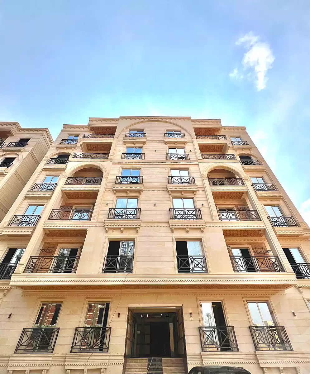 https://aqarmap.com.eg/en/listing/6973850-for-sale-cairo-6th-of-october-hadaeq-october-compounds-green-city-compound-qebaa
