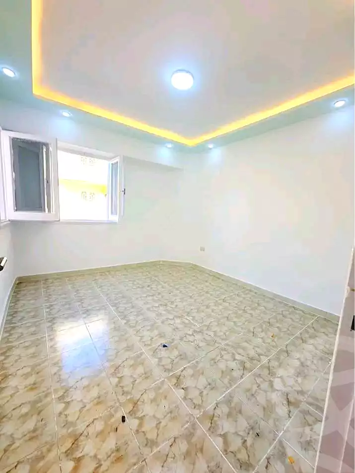 https://aqarmap.com.eg/ar/listing/6974199-for-sale-alexandria-al-agamy-shataa-el-nakheel
