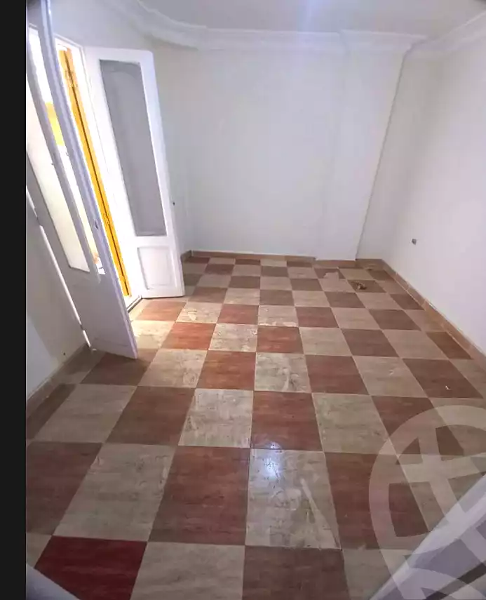 https://aqarmap.com.eg/ar/listing/6974642-for-sale-alexandria-al-agamy-lbytsh-el-saleheen-mosque-st