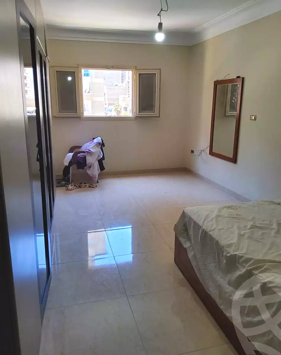 https://aqarmap.com.eg/ar/listing/6974732-for-sale-alexandria-sydy-bshr-sydy-bshr-bhry-gamal-abd-el-nasir-st