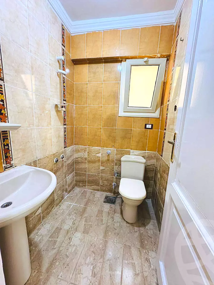 https://aqarmap.com.eg/ar/listing/6974782-for-sale-alexandria-al-agamy-shataa-el-nakheel
