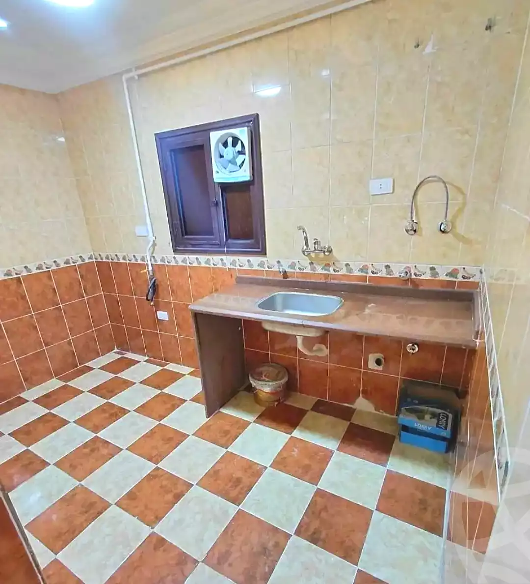https://aqarmap.com.eg/ar/listing/6974808-for-sale-alexandria-sydy-bshr-sydy-bshr-bhry-gamal-abd-el-nasir-st