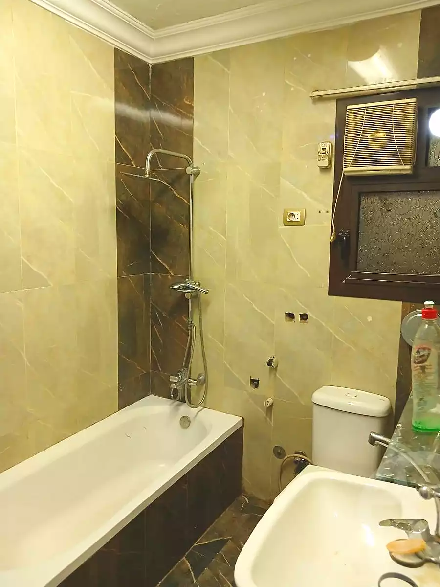 https://aqarmap.com.eg/en/listing/6974829-for-sale-cairo-el-zaytun-lzytwn-lgrby-el-gabal-canal-st