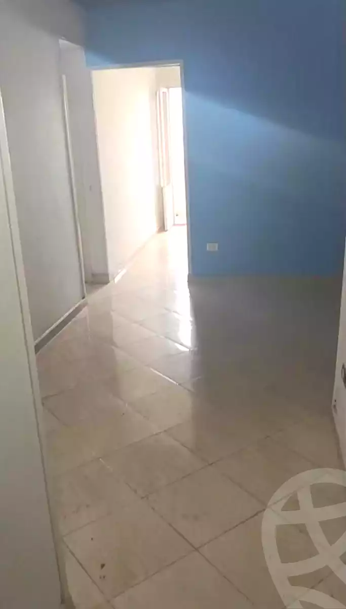 https://aqarmap.com.eg/ar/listing/6974836-for-rent-alexandria-alhadara-new-el-hadra