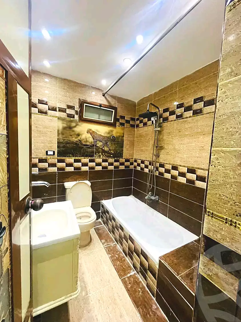 https://aqarmap.com.eg/en/listing/6974867-for-sale-alexandria-lsywf-el-falki
