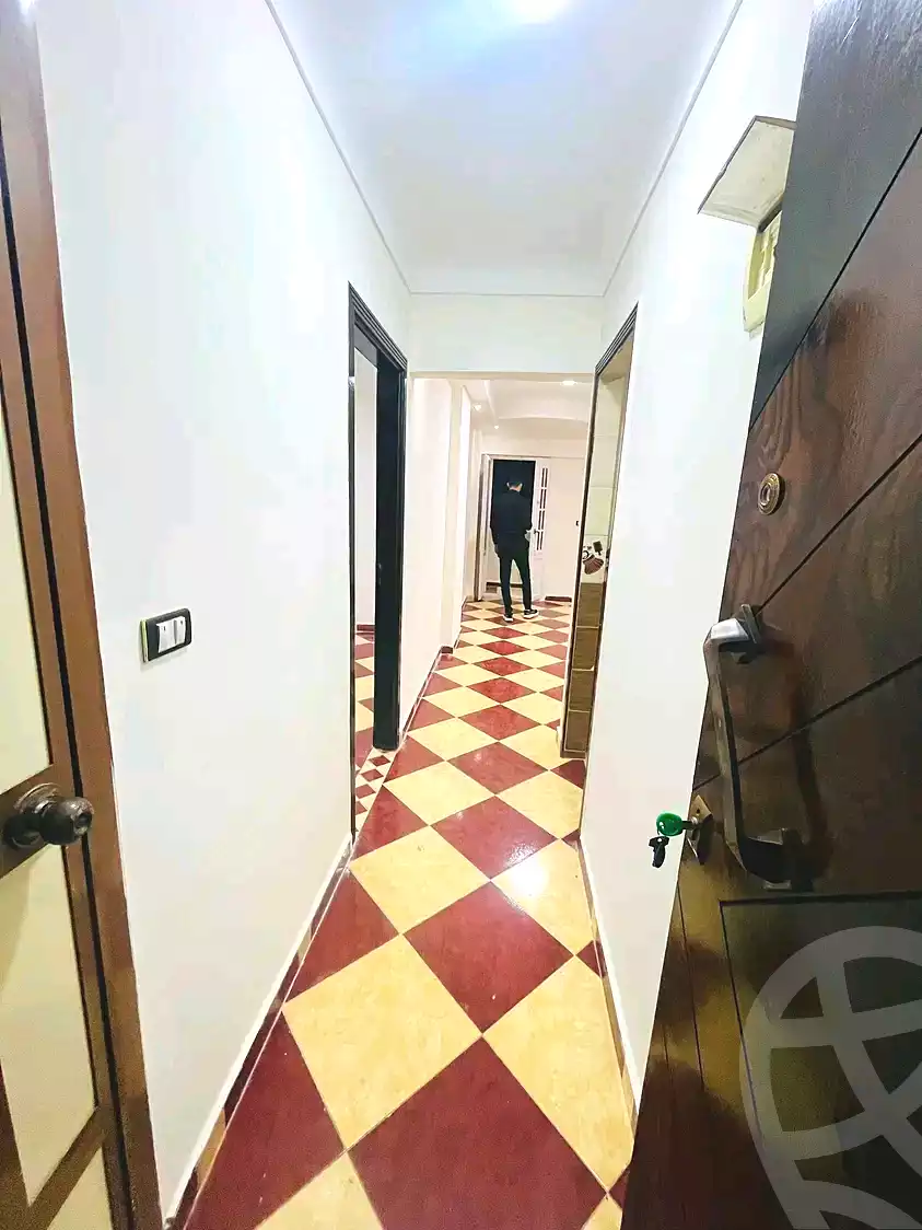 https://aqarmap.com.eg/en/listing/6974867-for-sale-alexandria-lsywf-el-falki