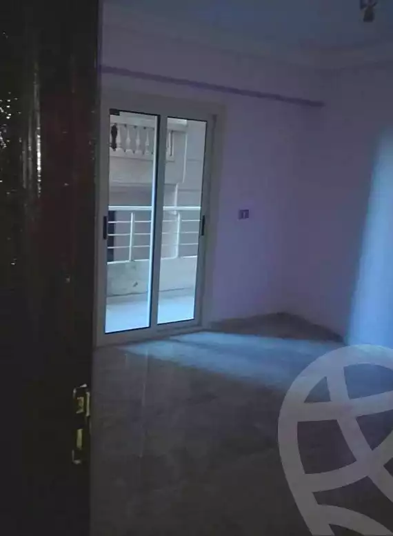 https://aqarmap.com.eg/en/listing/6974964-for-sale-alexandria-el-asafra-street-528-st