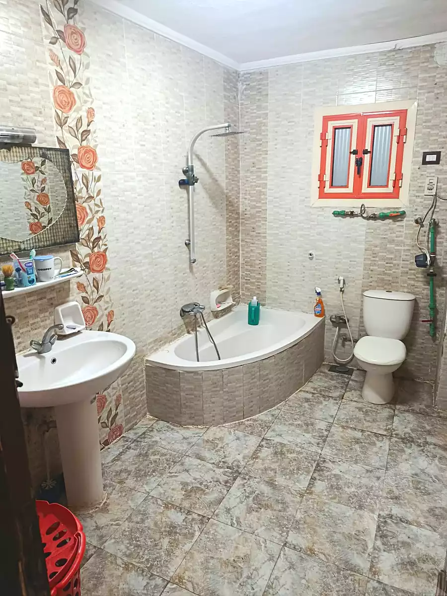 https://aqarmap.com.eg/en/listing/6975007-for-sale-alexandria-el-montazah-malak-hefney