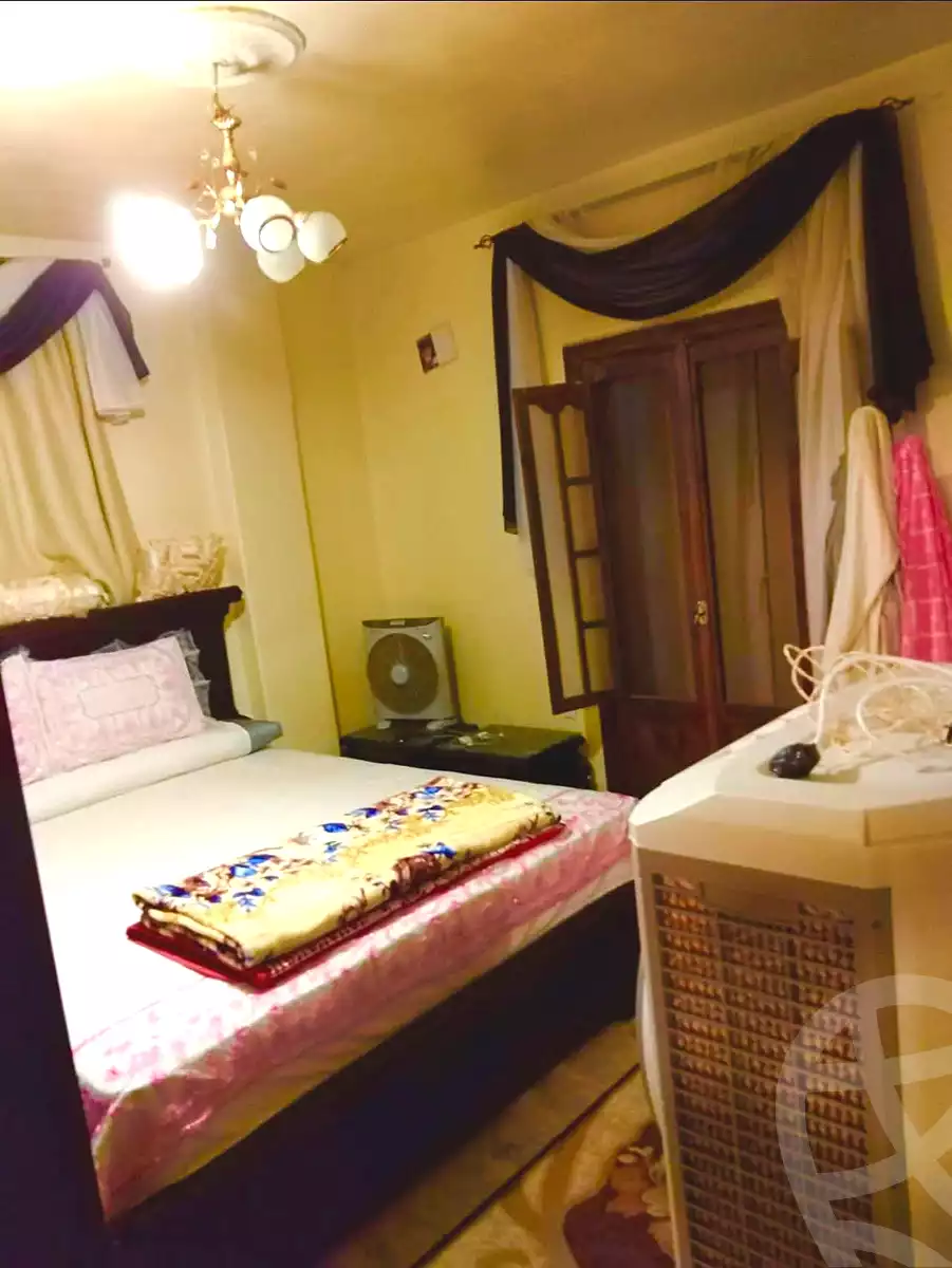 https://aqarmap.com.eg/en/listing/6975030-for-sale-alexandria-moharram-bey-saleh-al-hedini-st