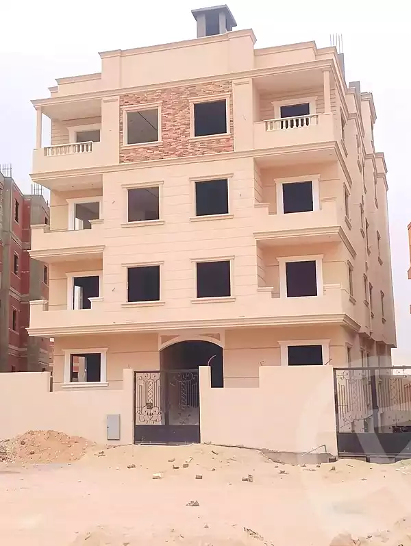 https://aqarmap.com.eg/en/listing/6975361-for-sale-cairo-al-oubour-l-bwr-ljdyd-byt-lwtn