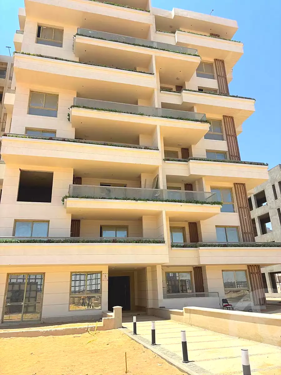 https://aqarmap.com.eg/ar/listing/6975493-for-sale-cairo-new-administrative-capital-r8-de-joya-4-compound-taj-misr