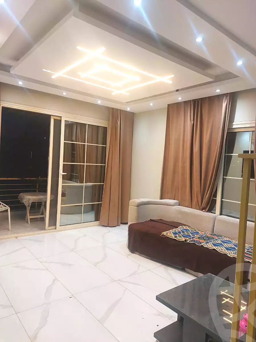 فيلا بـ٦ غرف نوم في ايفر، صورة ١١ من ١١