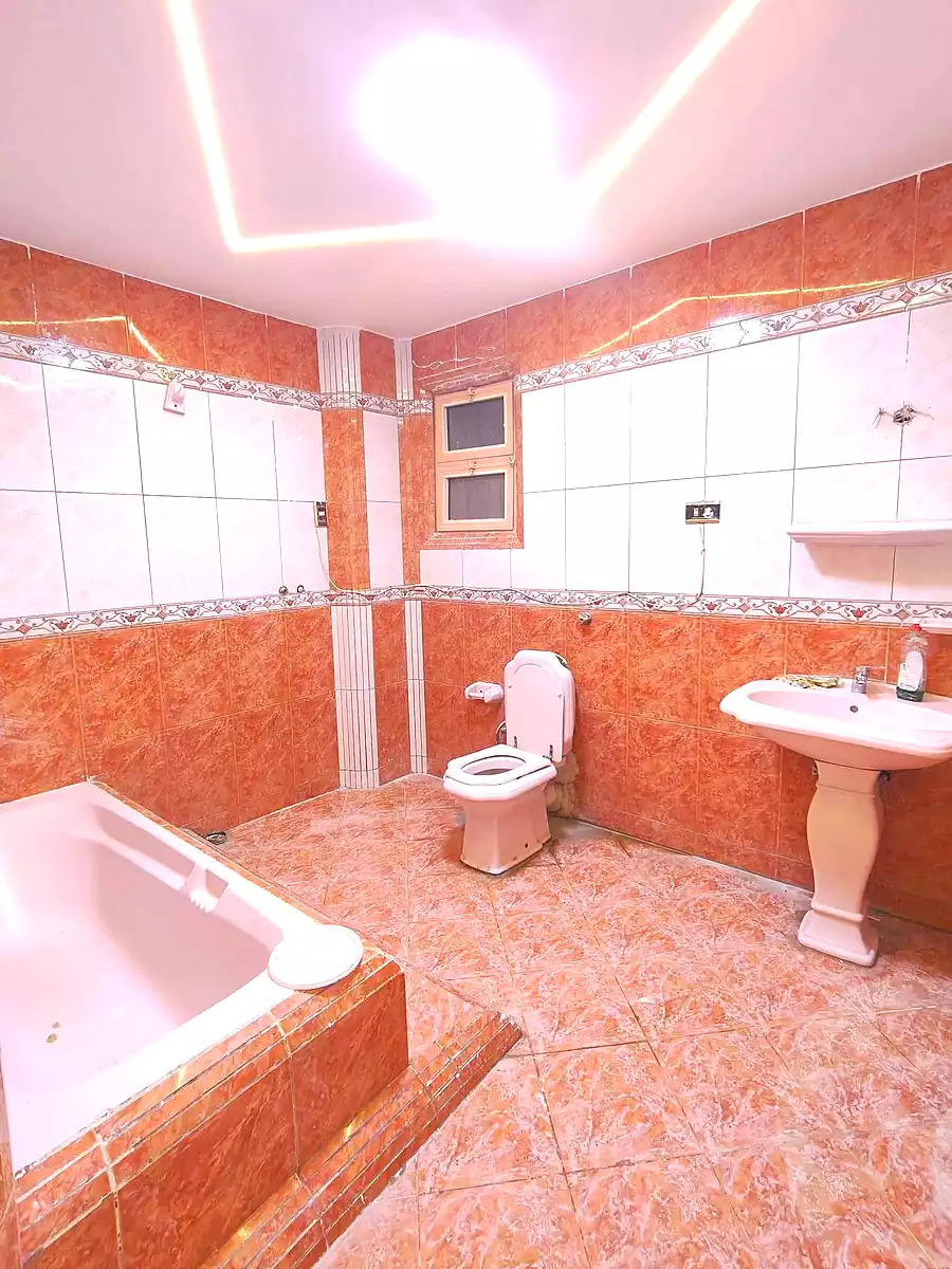 https://aqarmap.com.eg/ar/listing/6976055-for-sale-alexandria-sydy-bshr-sydy-bshr-bhry