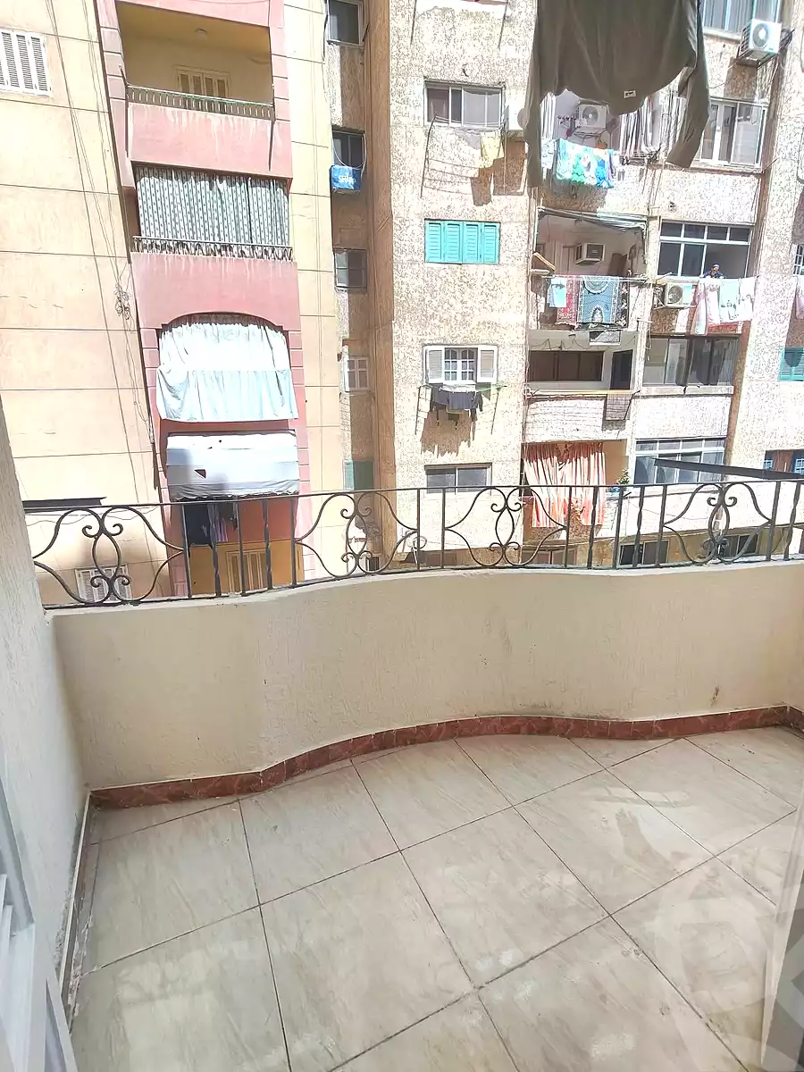 https://aqarmap.com.eg/ar/listing/6976055-for-sale-alexandria-sydy-bshr-sydy-bshr-bhry