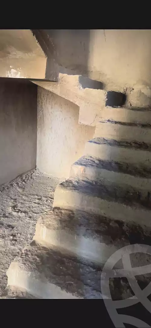https://aqarmap.com.eg/en/listing/6811907-for-sale-cairo-new-administrative-capital-r8-de-joya-4-compound-taj-misr