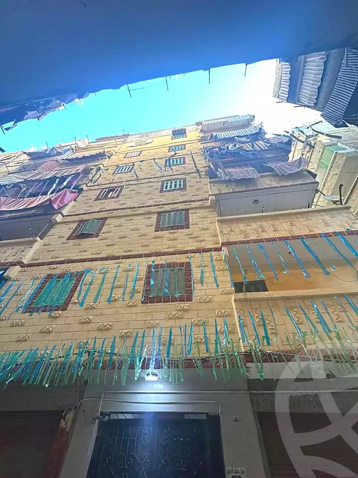 https://aqarmap.com.eg/ar/listing/6976440-for-sale-alexandria-al-agamy-el-hanouvel