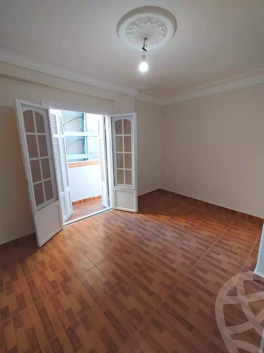 https://aqarmap.com.eg/ar/listing/6976582-for-sale-alexandria-lsywf-el-falki