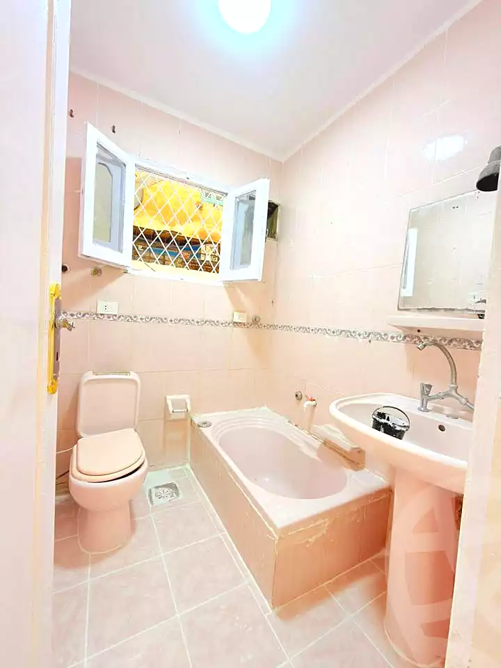 https://aqarmap.com.eg/ar/listing/6976798-for-sale-alexandria-al-agamy-shataa-el-nakheel