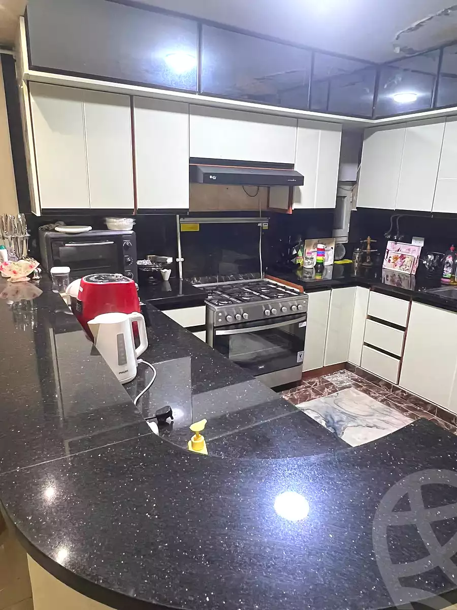https://aqarmap.com.eg/ar/listing/6976922-for-sale-alexandria-camp-cesar-port-said-street