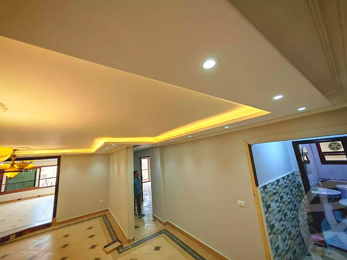 https://aqarmap.com.eg/en/listing/6977391-for-sale-cairo-helwan-ahmed-enci-st