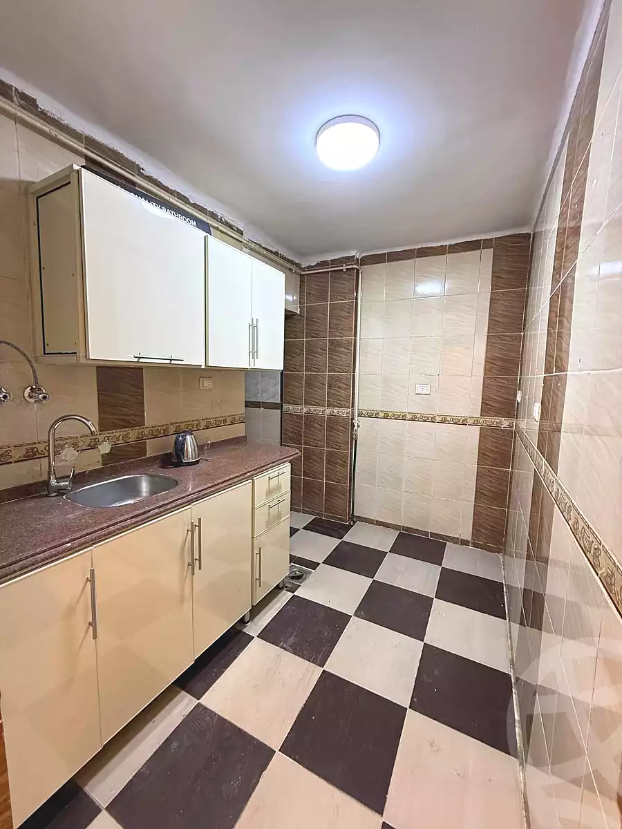 https://aqarmap.com.eg/ar/listing/6977849-for-rent-alexandria-sydy-bshr-sydy-bshr-bhry-shr-mhmd-njyb