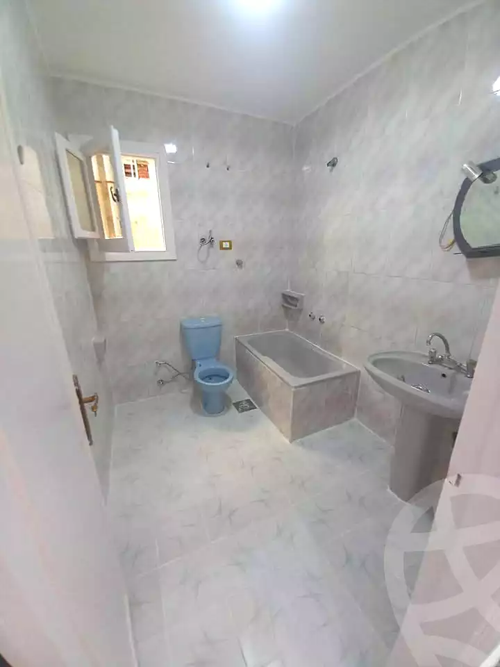 https://aqarmap.com.eg/ar/listing/6978088-for-sale-alexandria-al-agamy-shataa-el-nakheel