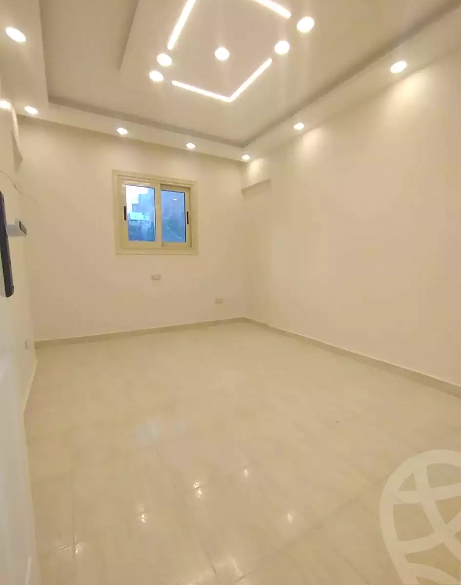 https://aqarmap.com.eg/ar/listing/6978348-for-sale-alexandria-al-agamy-lbytsh